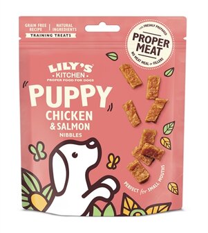 Lily&#039;s kitchen chicken / salmon nibbles voor puppies